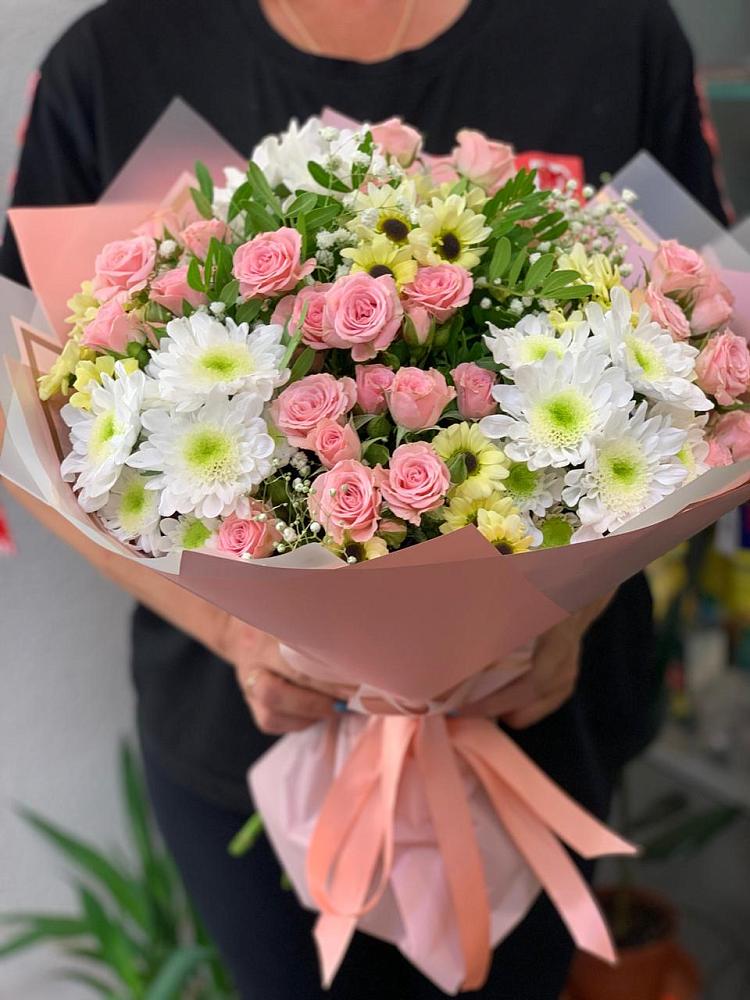 Букет цветов из: Розы и Хризантемы в Городище Пензенской области