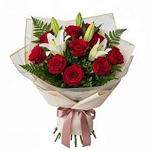 Букет цветов из:  Лилии и Розы в Городище Пензенской области