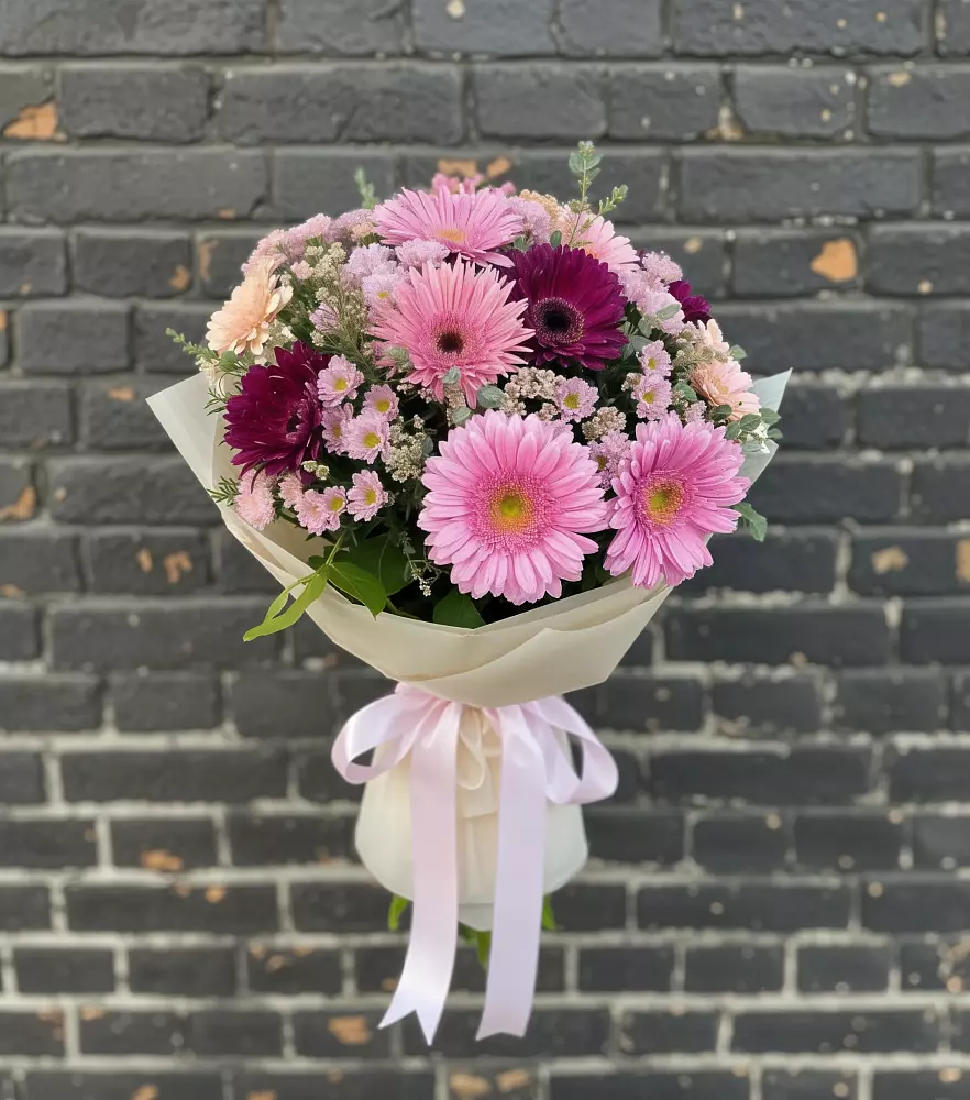 Букет цветов из: Герберы и Хризантемы в Городище Пензенской области