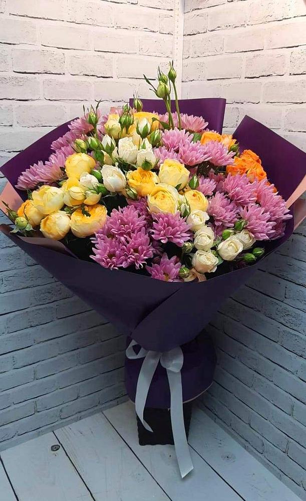Букет цветов из: Хризантемы и Розы в Городище Пензенской области
