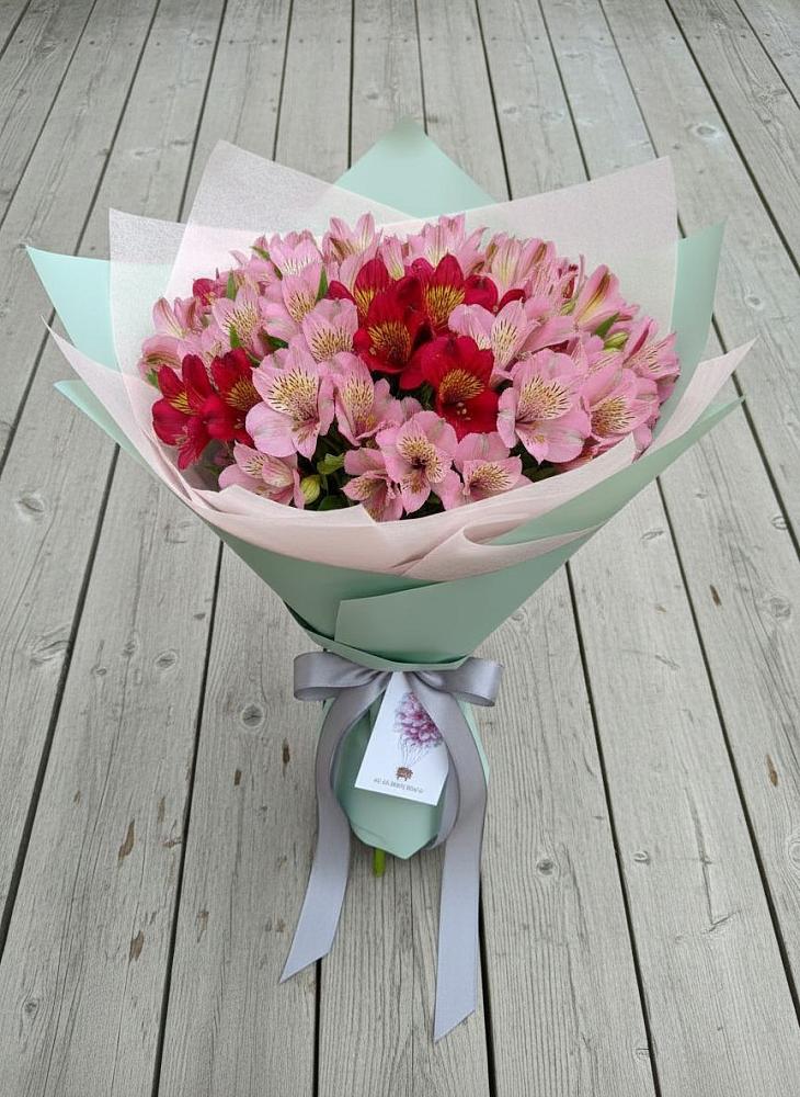 Букет цветов из: Альстромерии в Городище Пензенской области