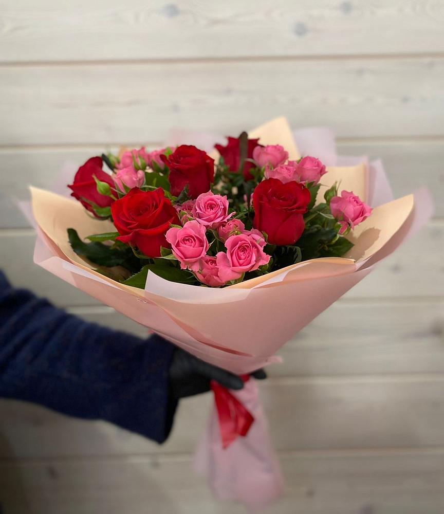 Букет цветов из: Розы в Городище Пензенской области